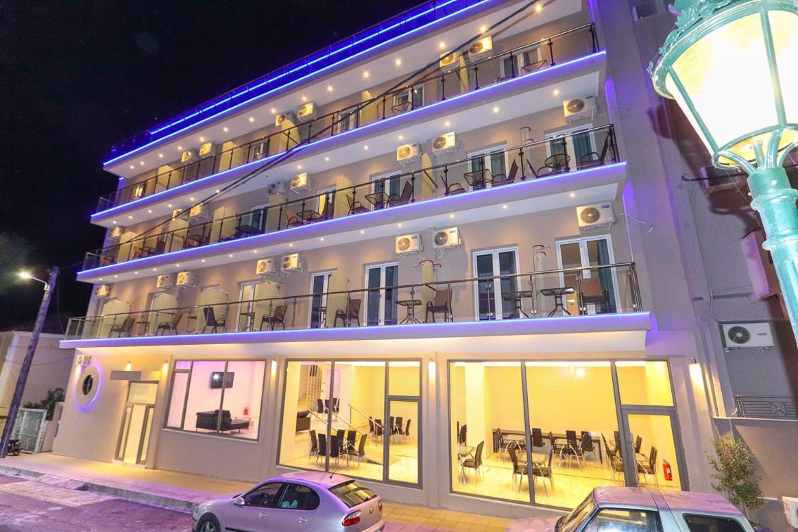 Hotel Banbus Loutra Edipsou  Exterior photo